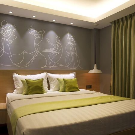 Shwe Pyi San Yar Hotel Янгон Экстерьер фото