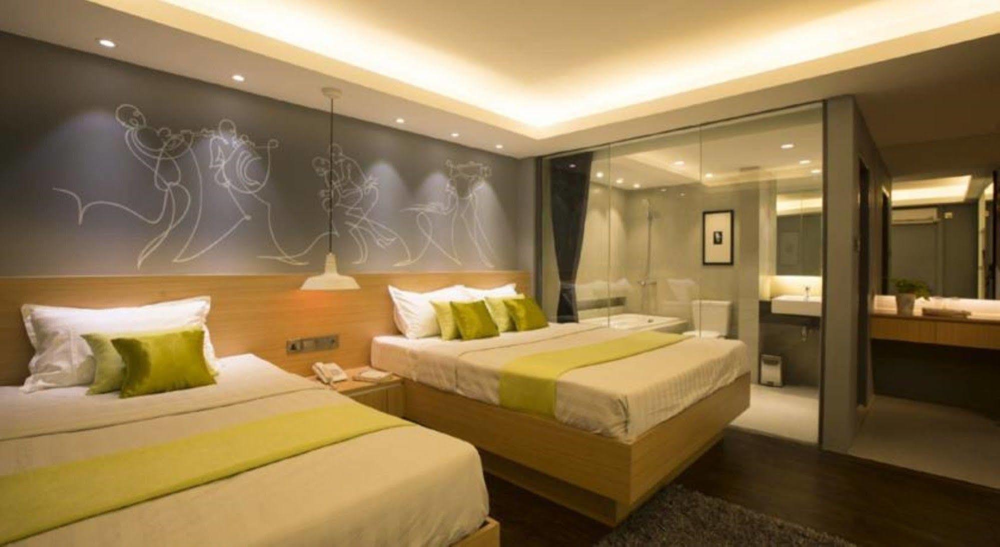 Shwe Pyi San Yar Hotel Янгон Экстерьер фото