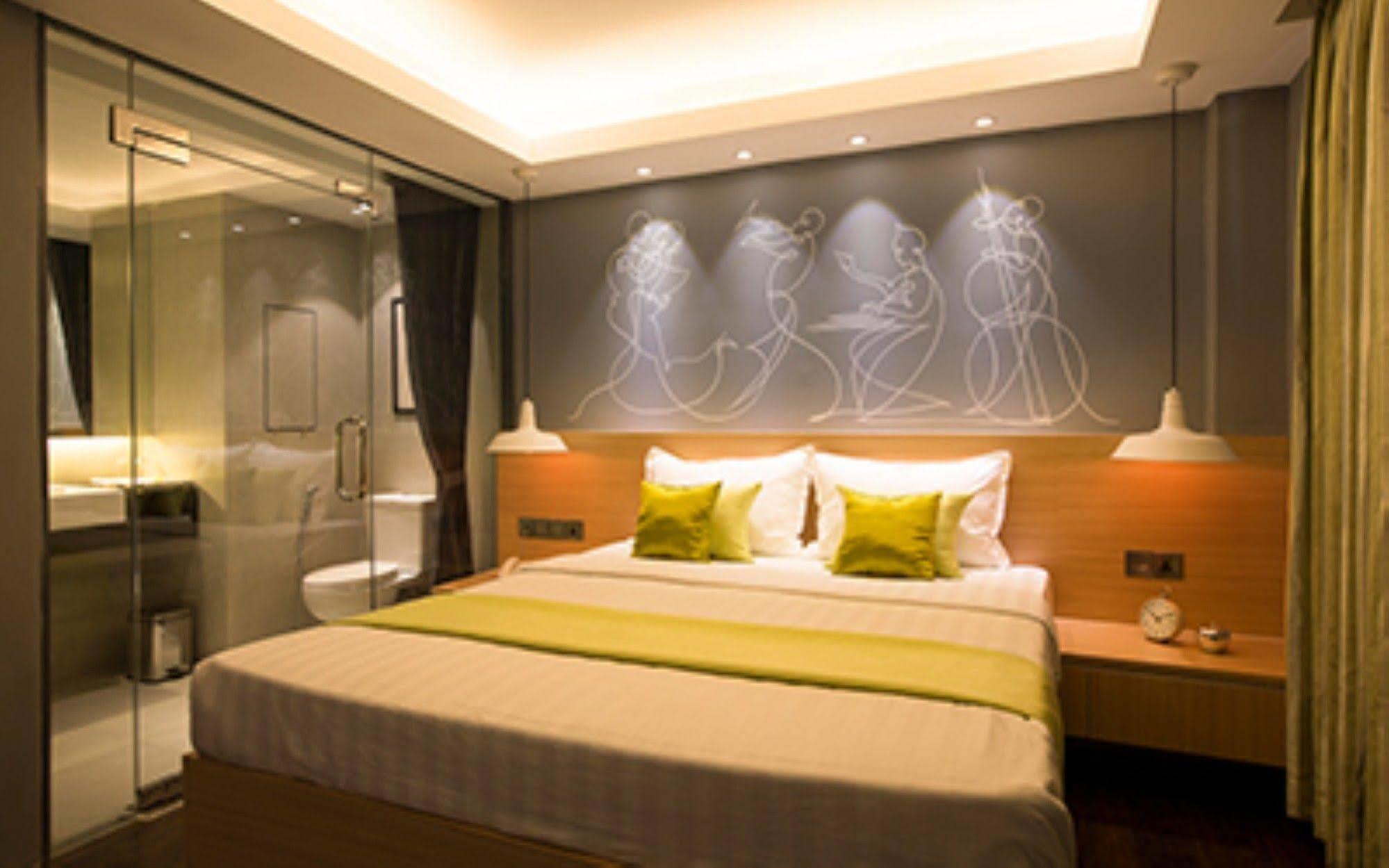 Shwe Pyi San Yar Hotel Янгон Экстерьер фото